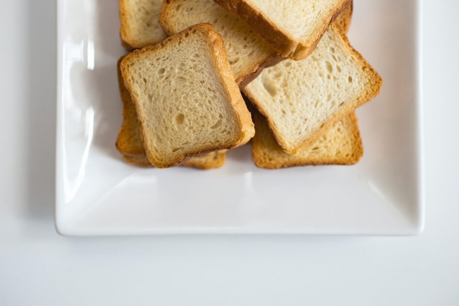 bowl full of white breads