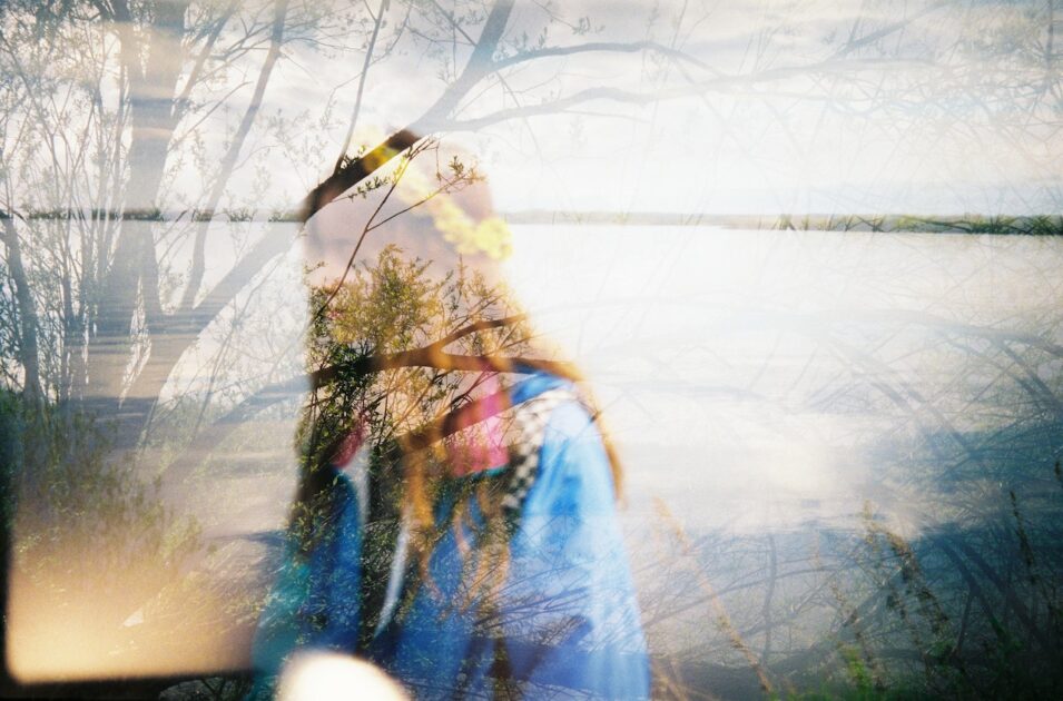 Red Flags To Watch Out For: 7 Signs Of Emotional Manipulation